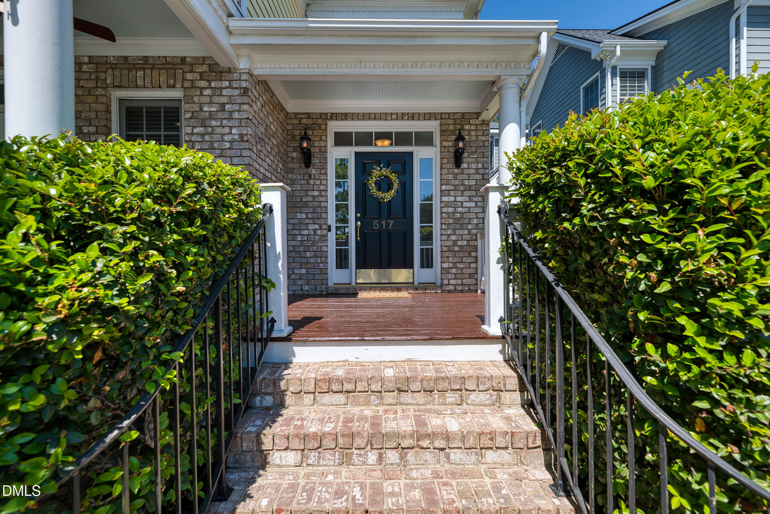 517 Commons Walk Circle