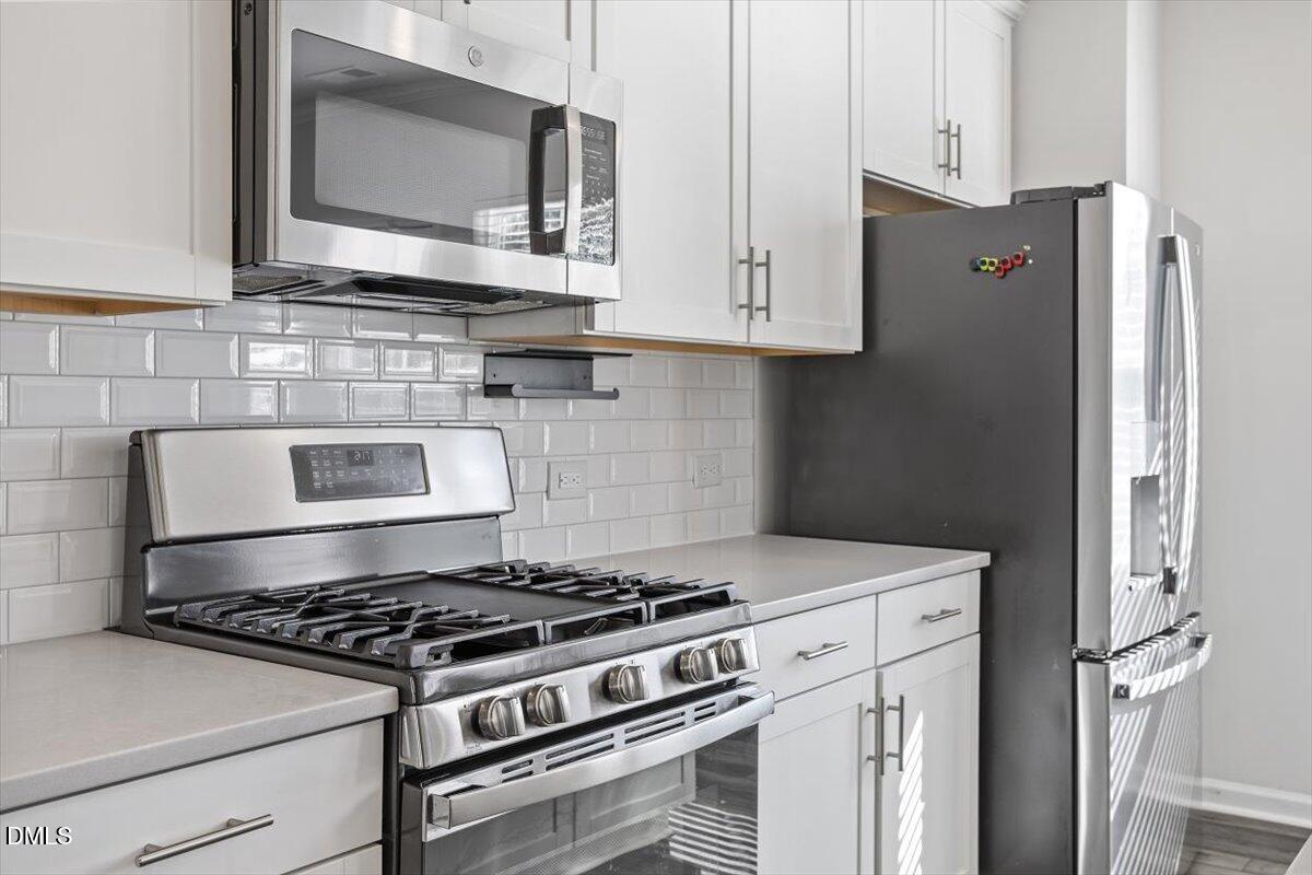 3025 Castle Loch Lane