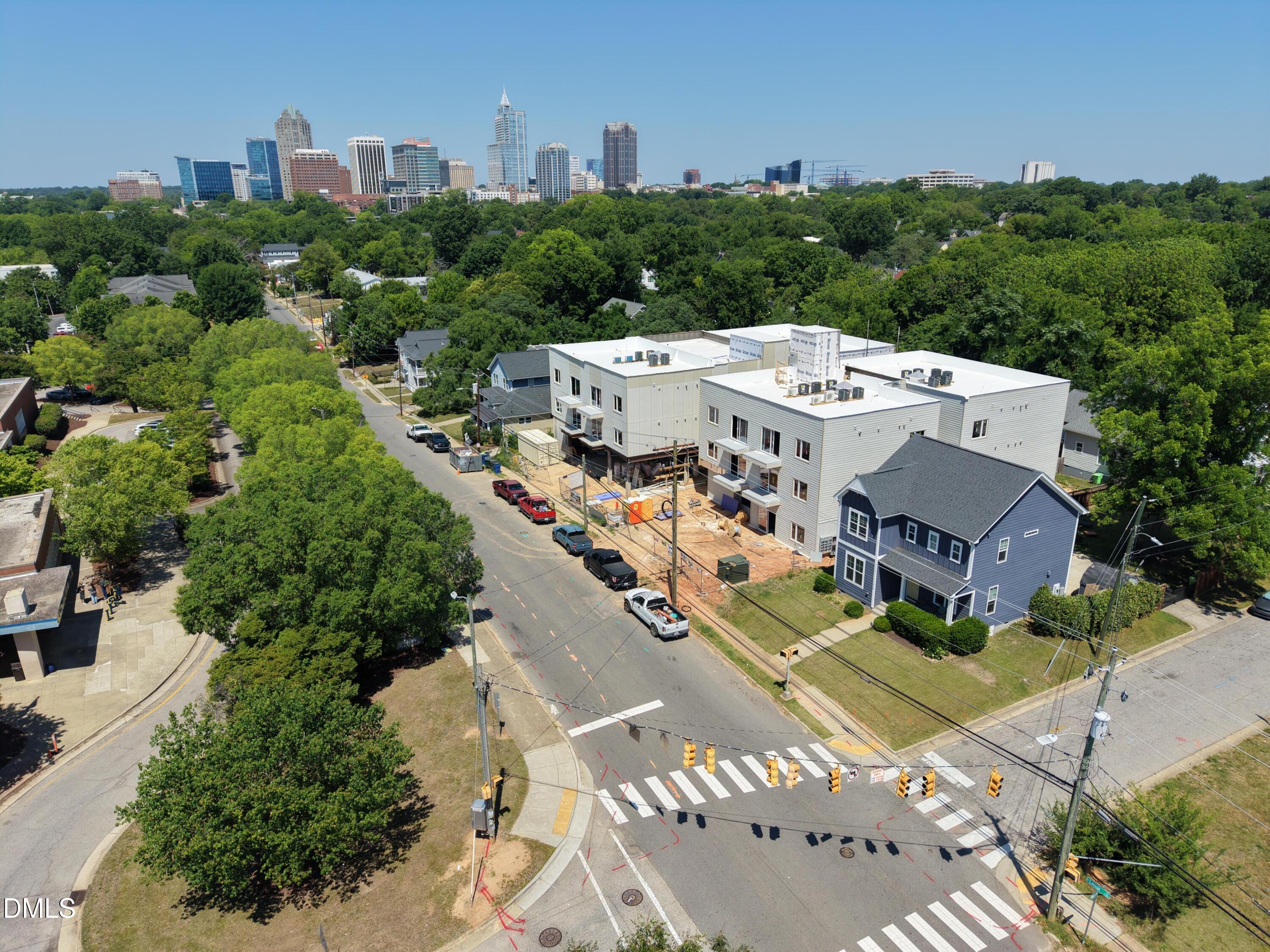 709 E Lenoir Street 304