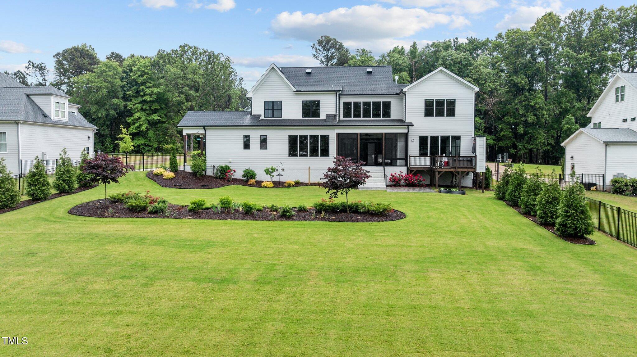 1229 Perry Bluff Drive