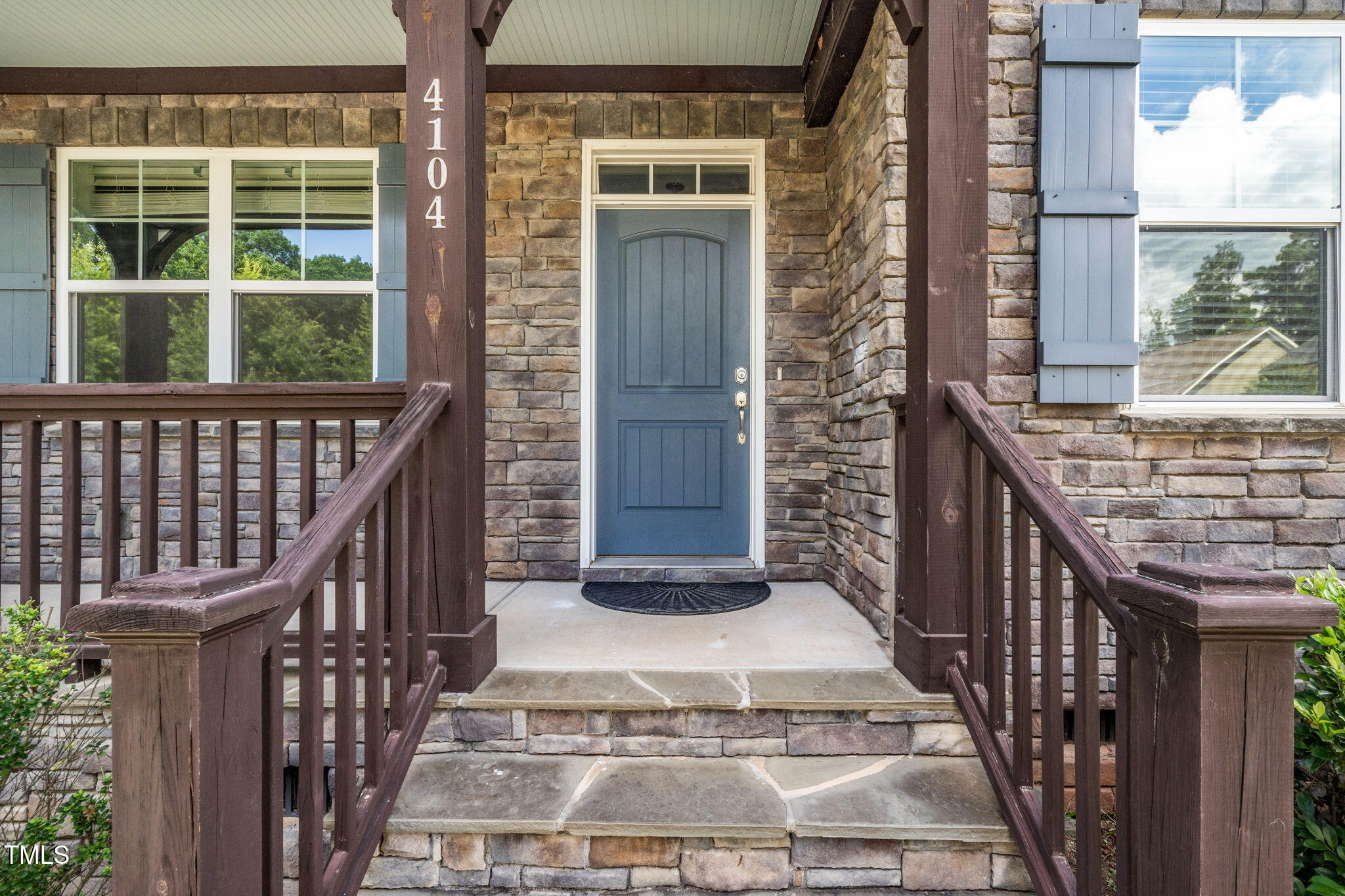 4104 Belnap Drive