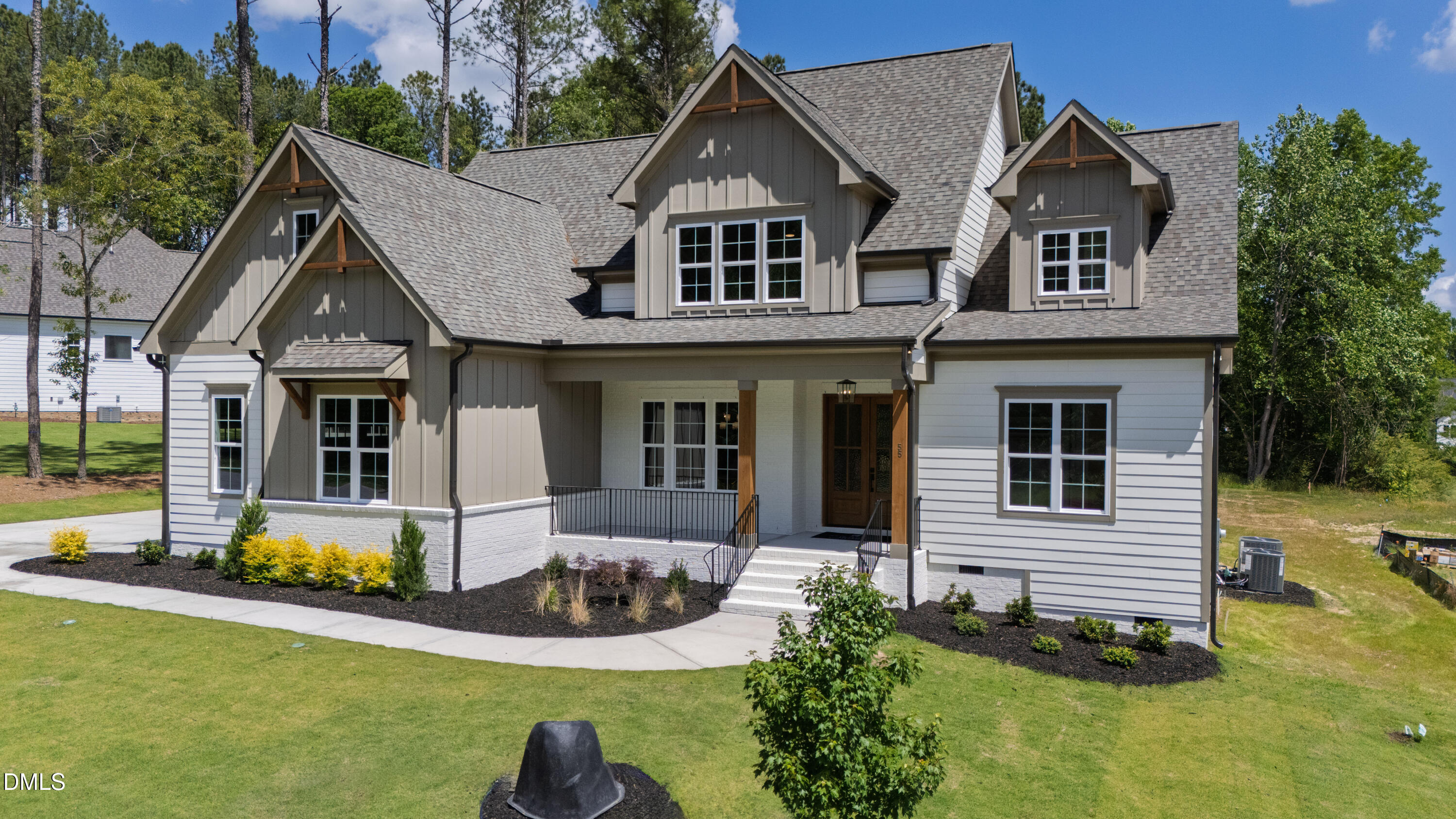 55 Broadleaf Lane