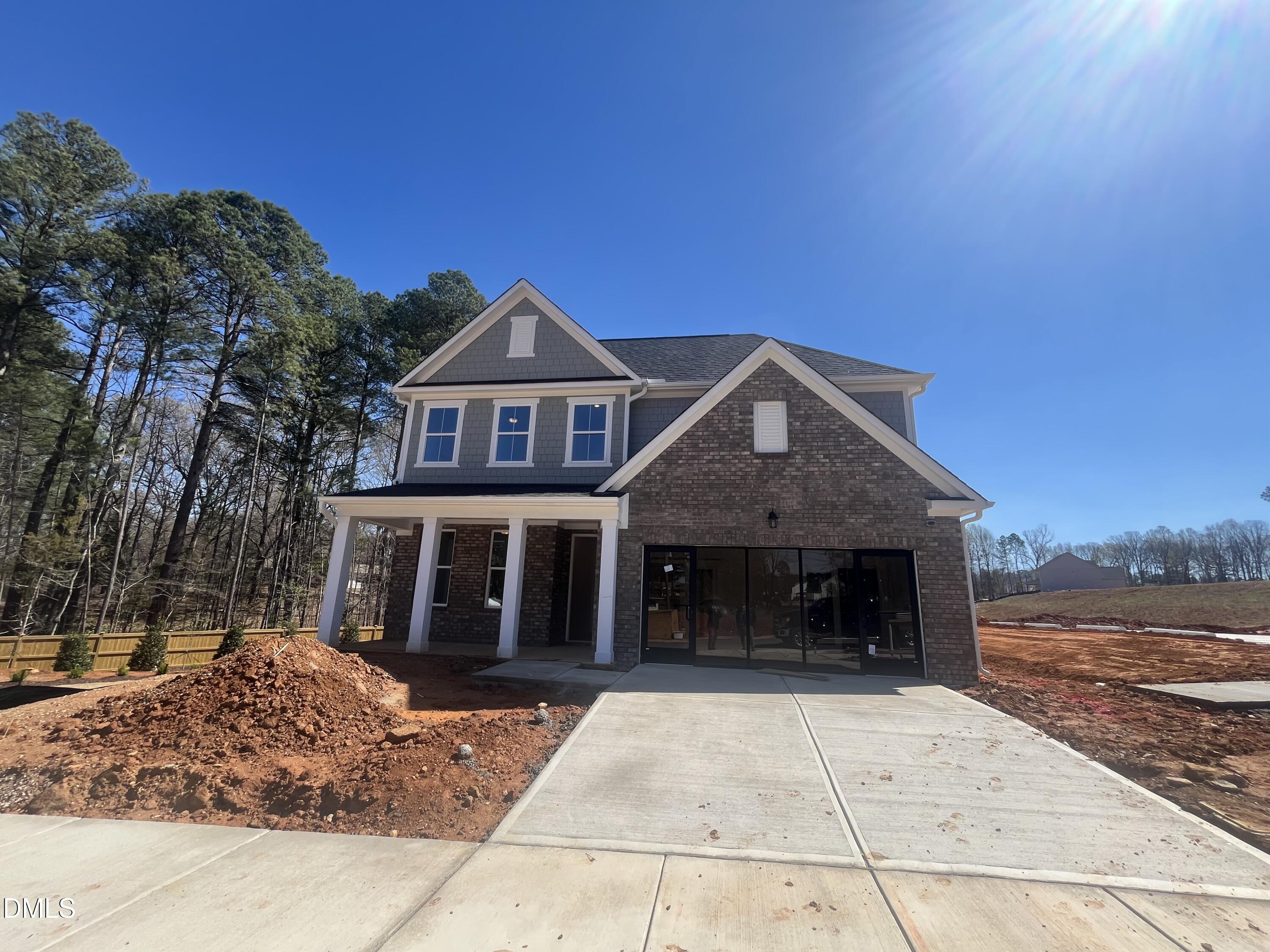 852 Dragonfly Pond Way