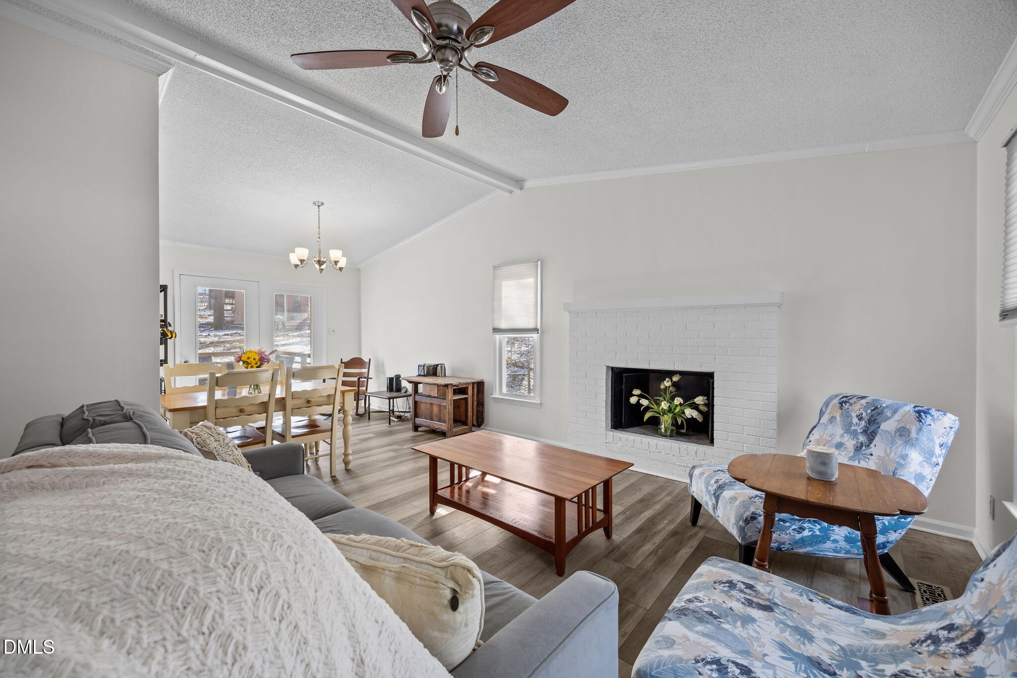 2424 Timber Oak Drive