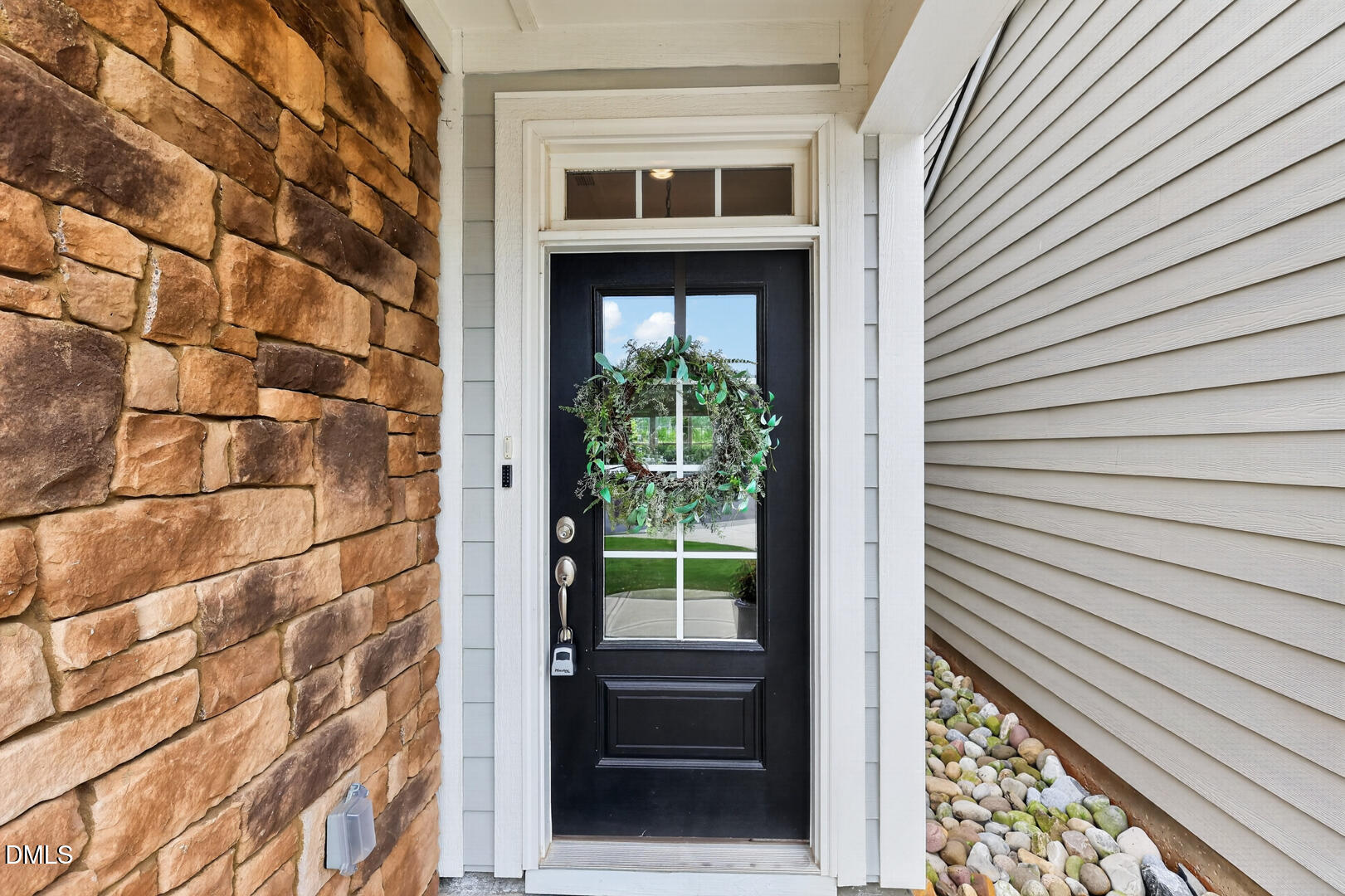 2424 Greshford Lane