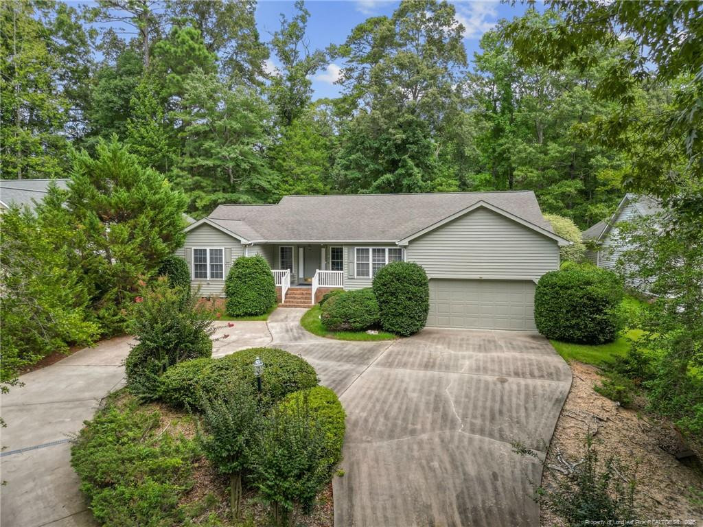 555 Argyll Drive