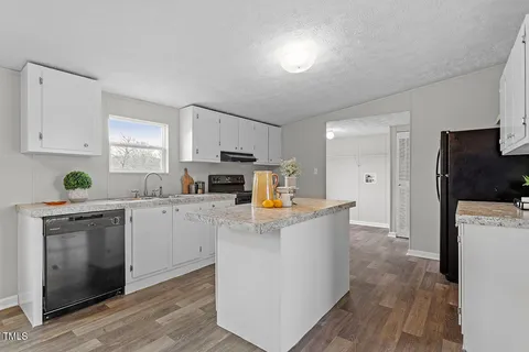 MLS: 10090551