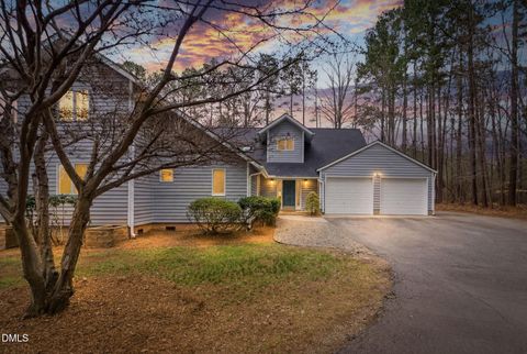 3201 Fieldview Court Raleigh NC 27607