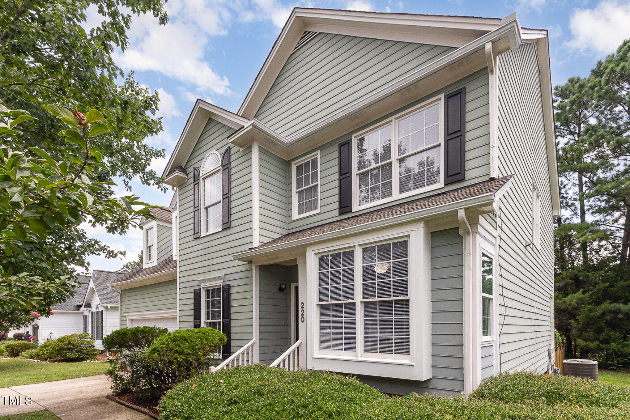220 Ravenstone Drive