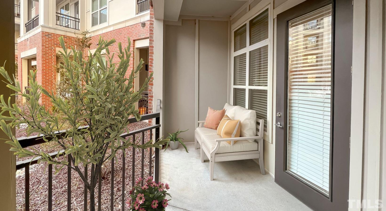 Durham, North Carolina 27707, United States, 2 Bedrooms Bedrooms, ,2 BathroomsBathrooms,Residential,Active,43171