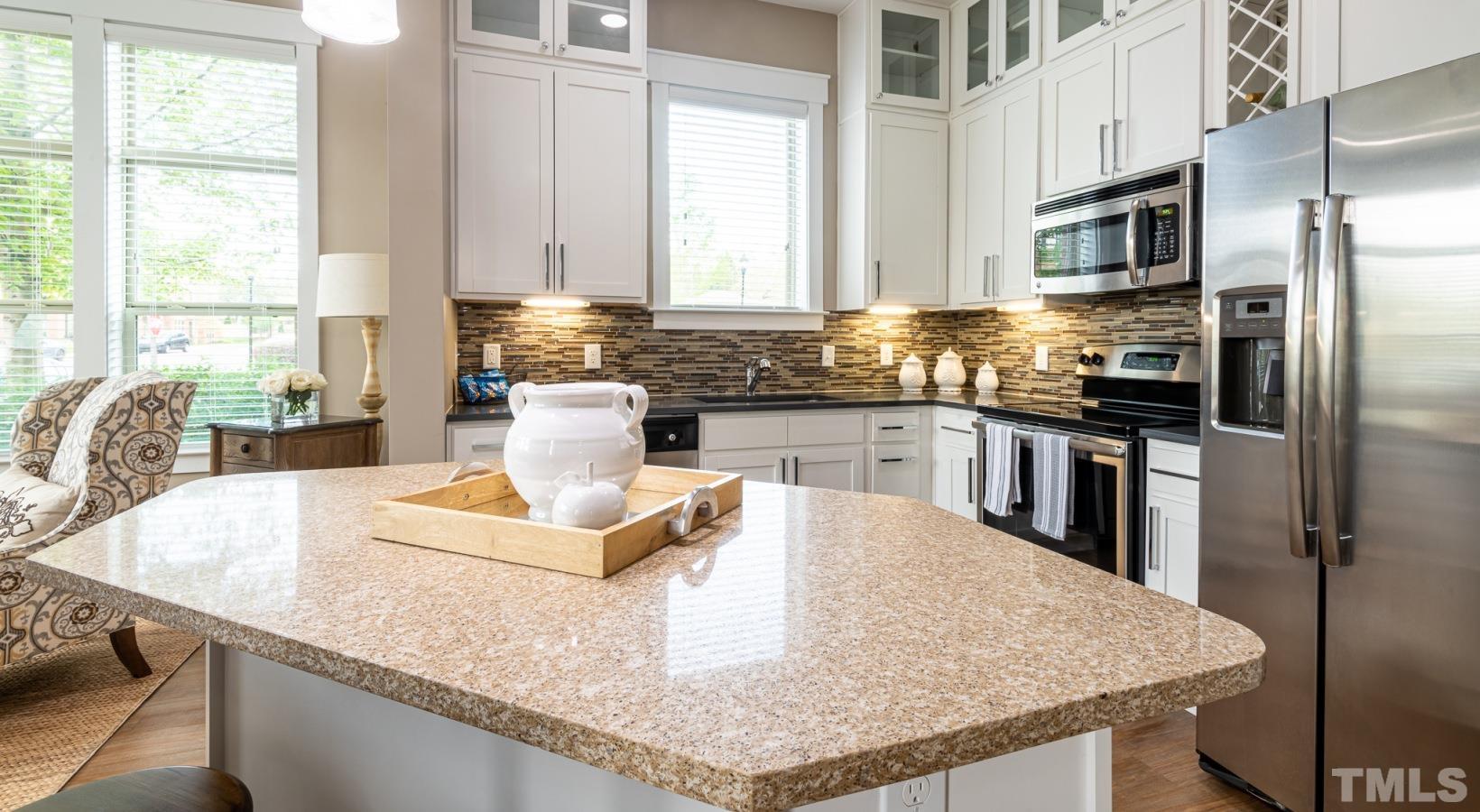 Durham, North Carolina 27707, United States, 2 Bedrooms Bedrooms, ,2 BathroomsBathrooms,Residential,Active,43171