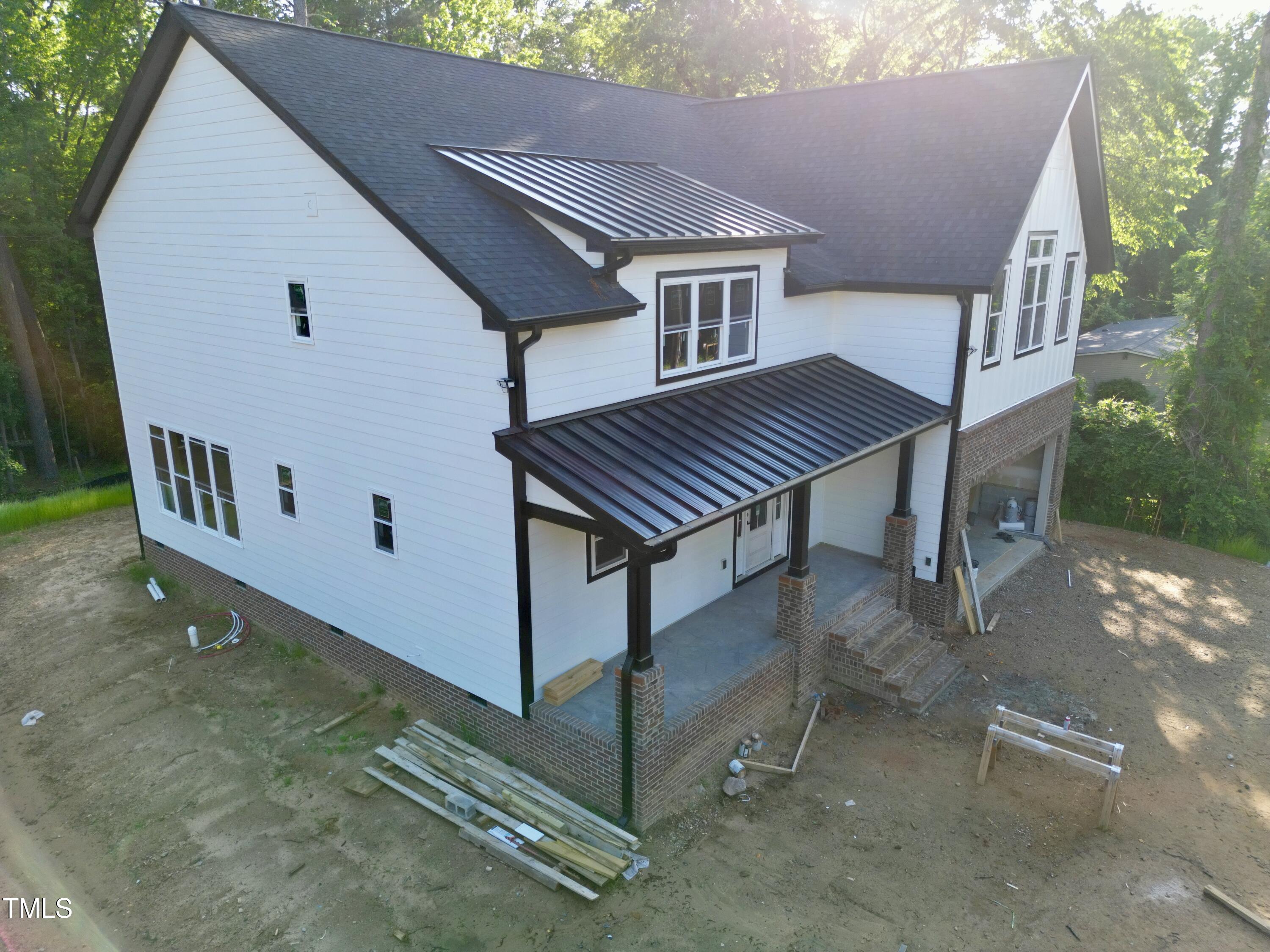301 W College Street