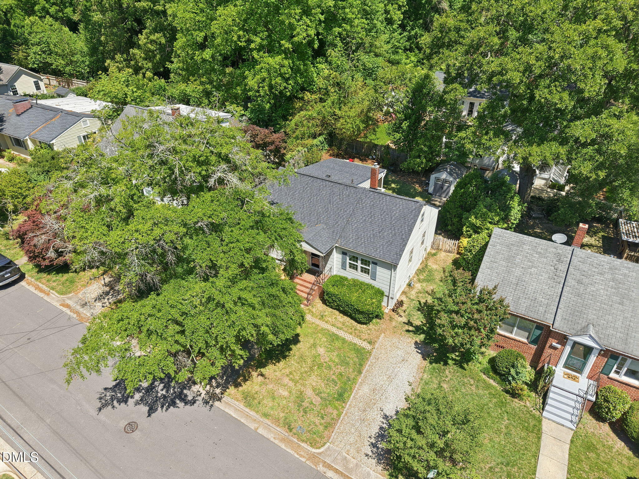 2812 Fowler Avenue