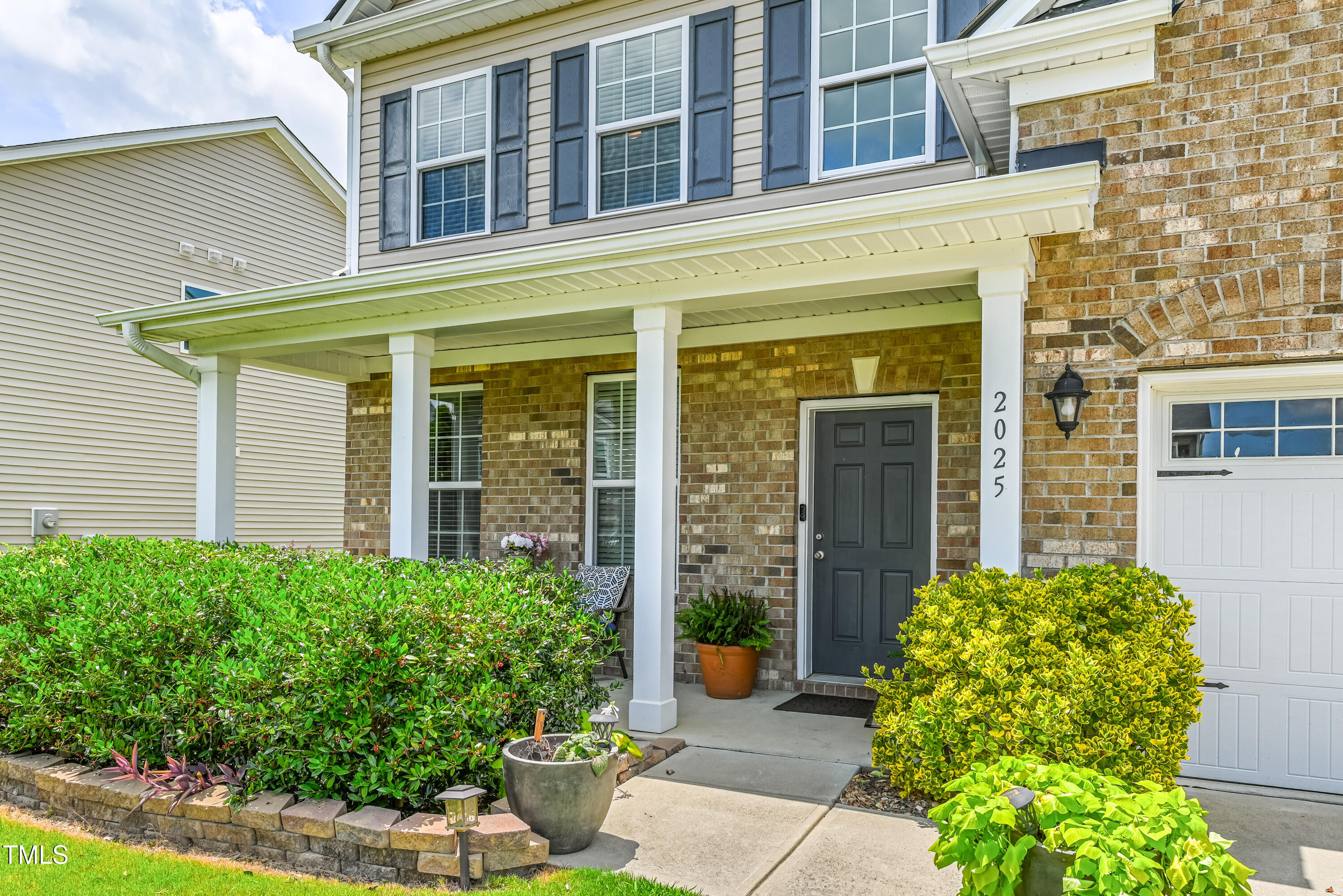 2025 Tulip Spring Drive