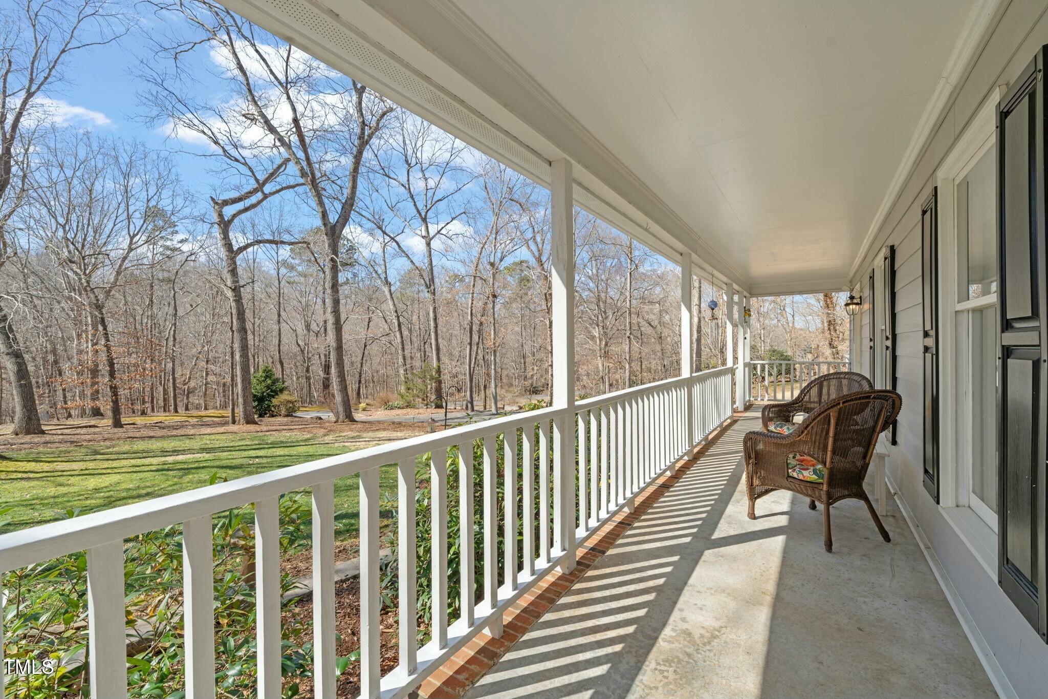 11424 Horsemans Trail