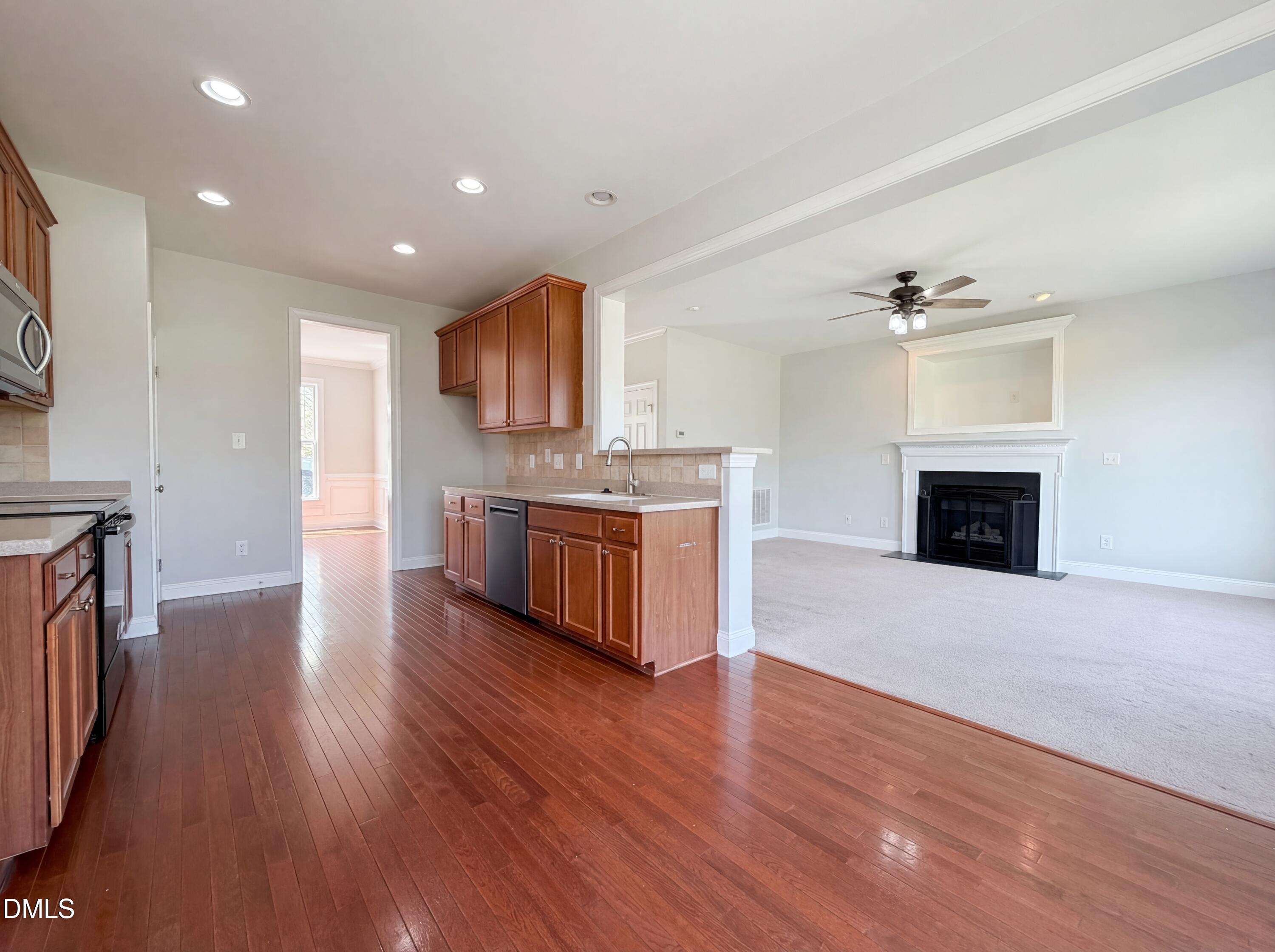 414 Shady Willow Lane