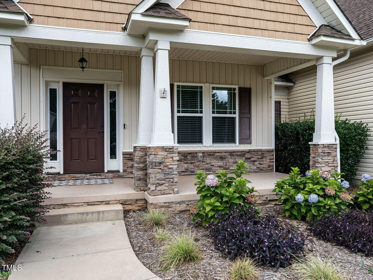 70 Breadnut Drive