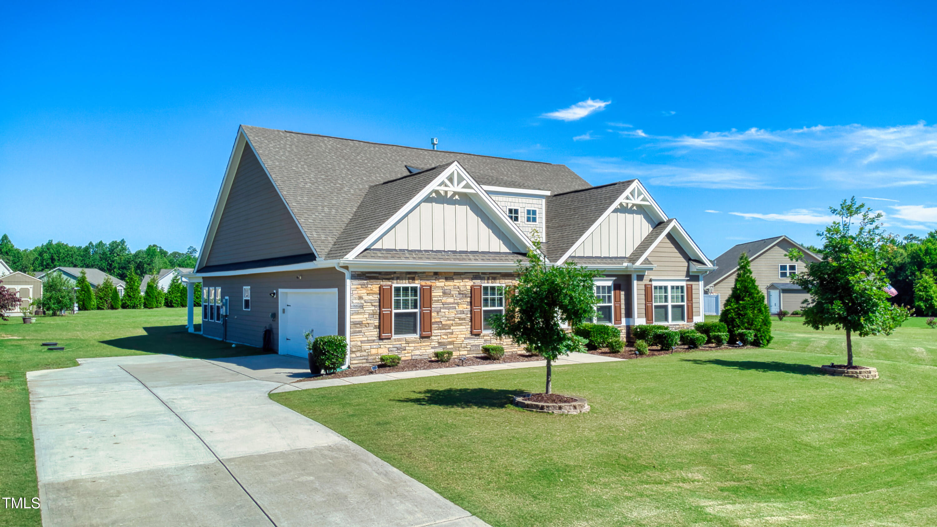 3909 Mendenhall Drive