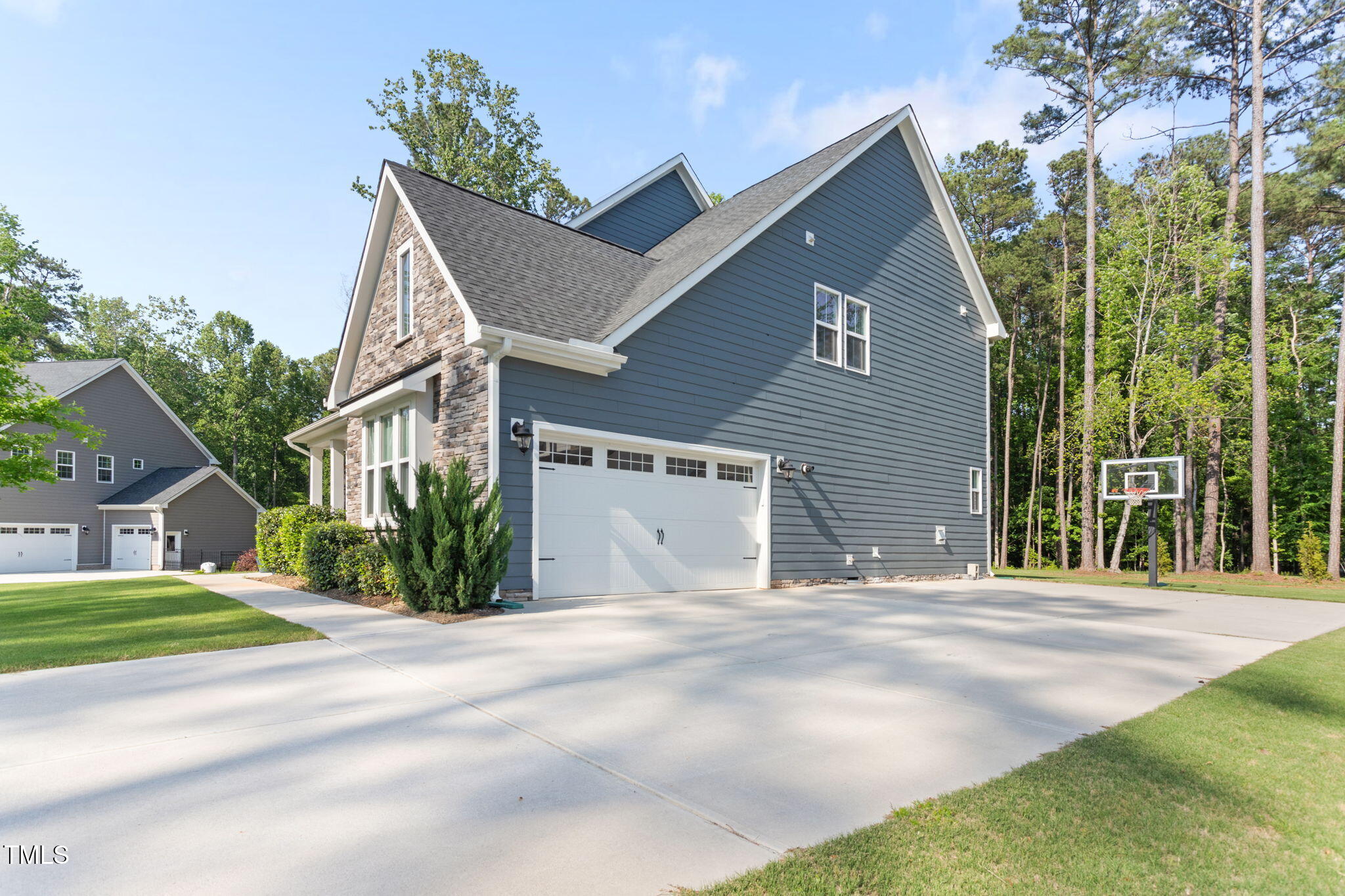 1520 Banks Brooke Drive