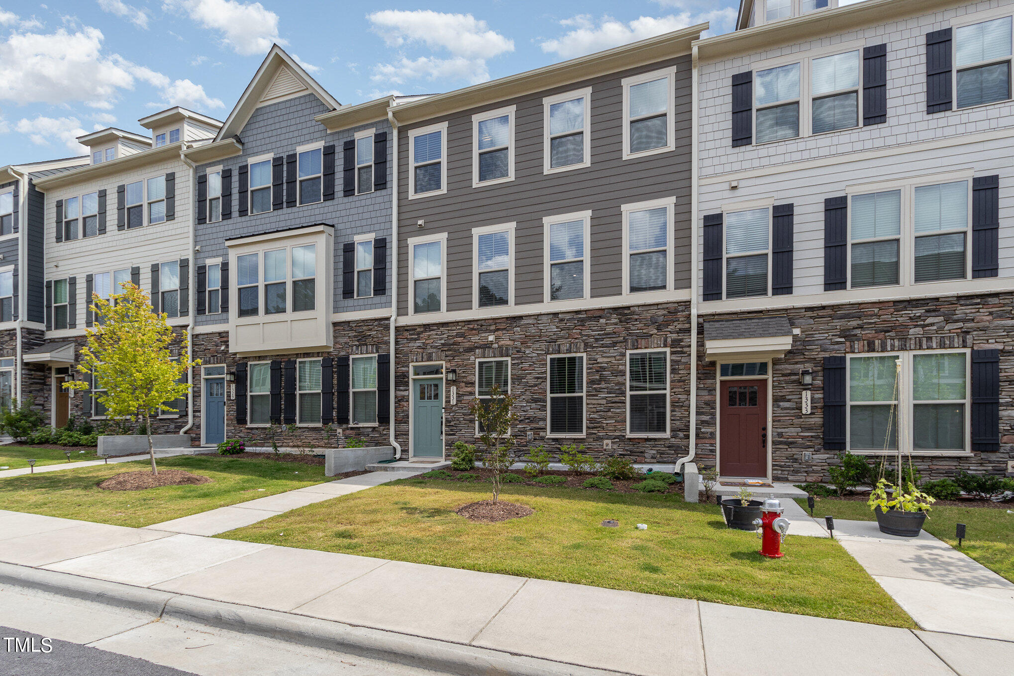 View Cary, NC 27519 townhome