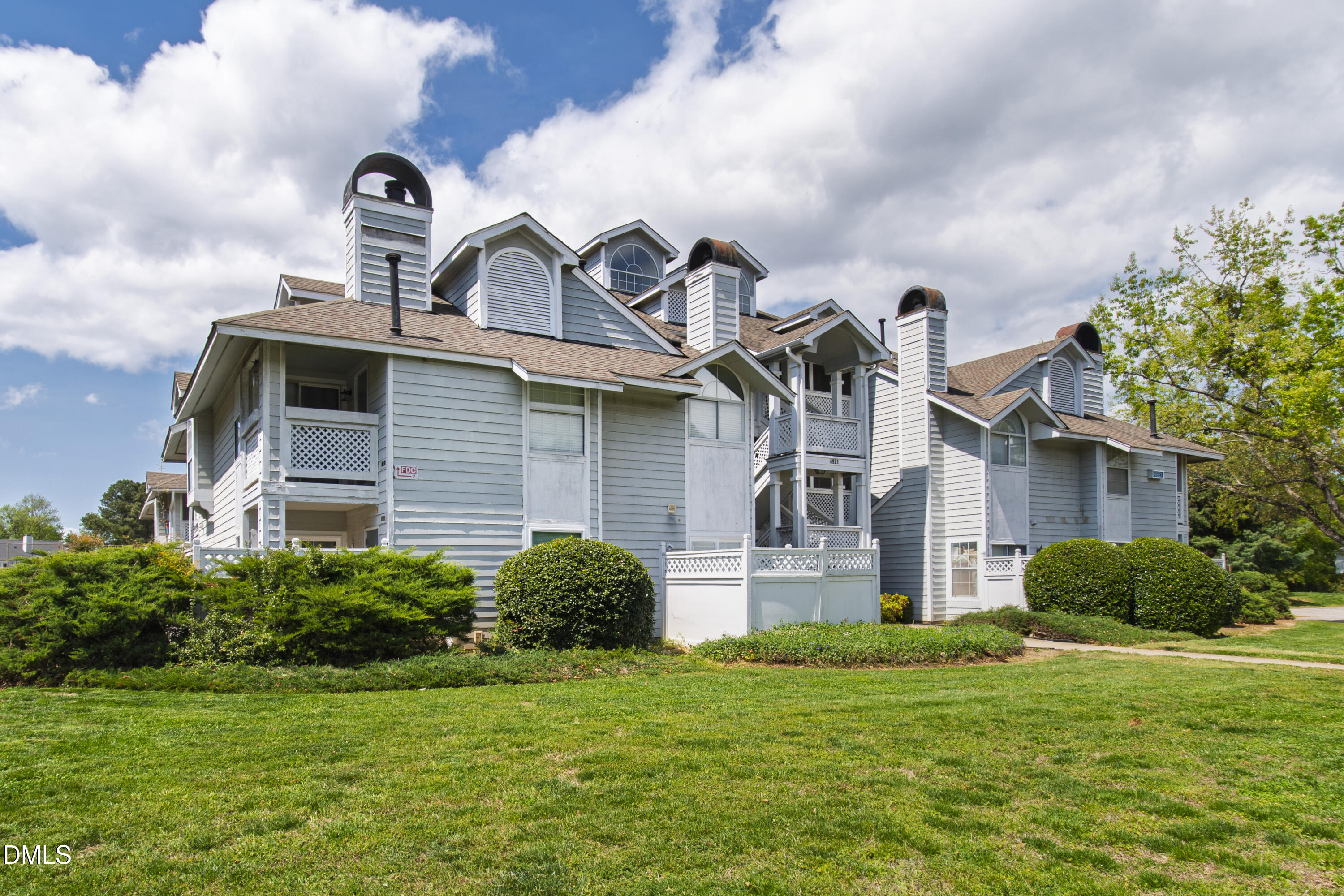 4921 Hollenden Drive 303