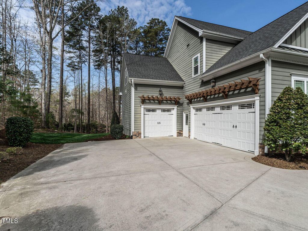 listing image 44
