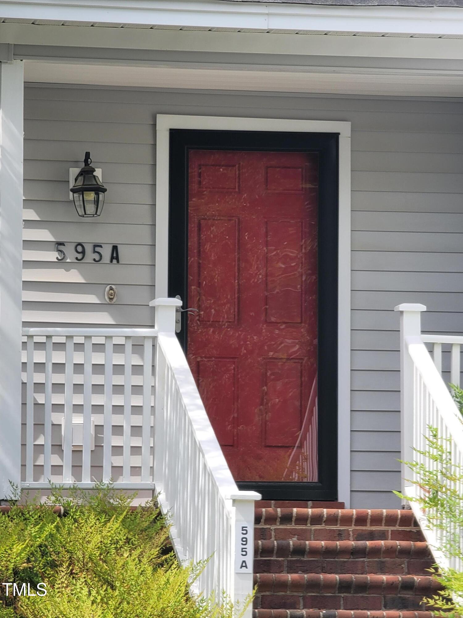 595 Weathersfield A