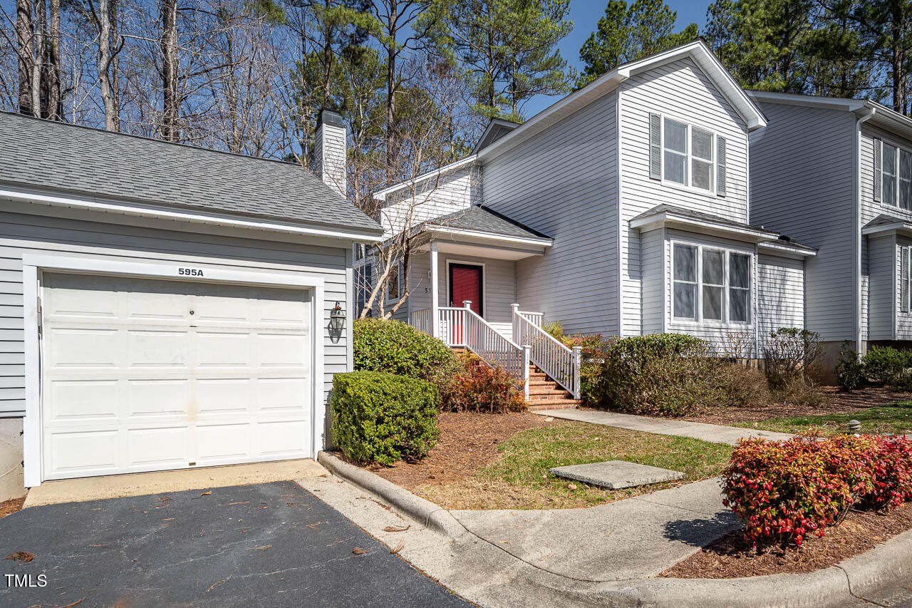 595 Weathersfield A