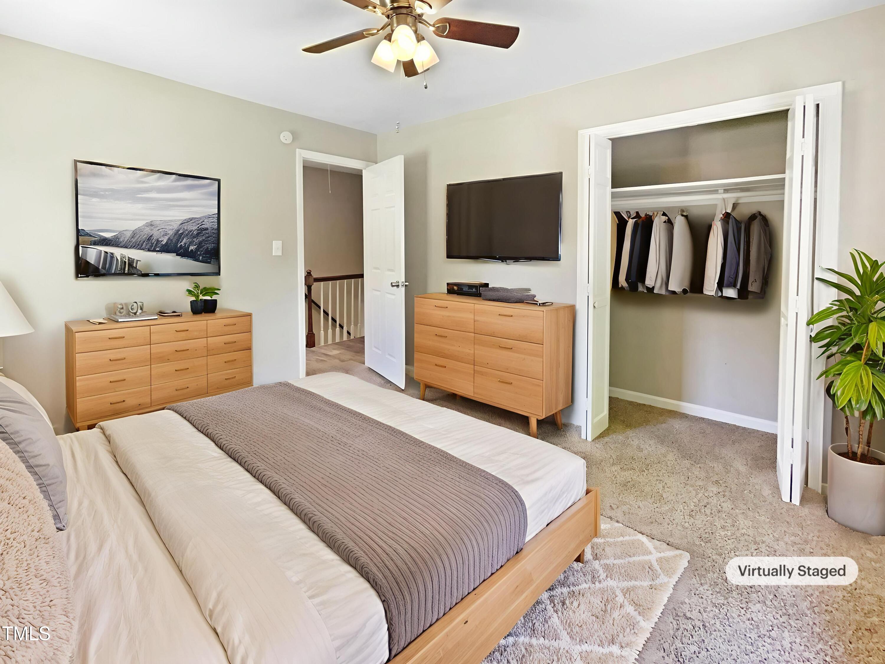 1400 Woods Creek Drive