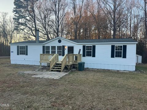 15 Dry Pond Lane Zebulon NC 27597