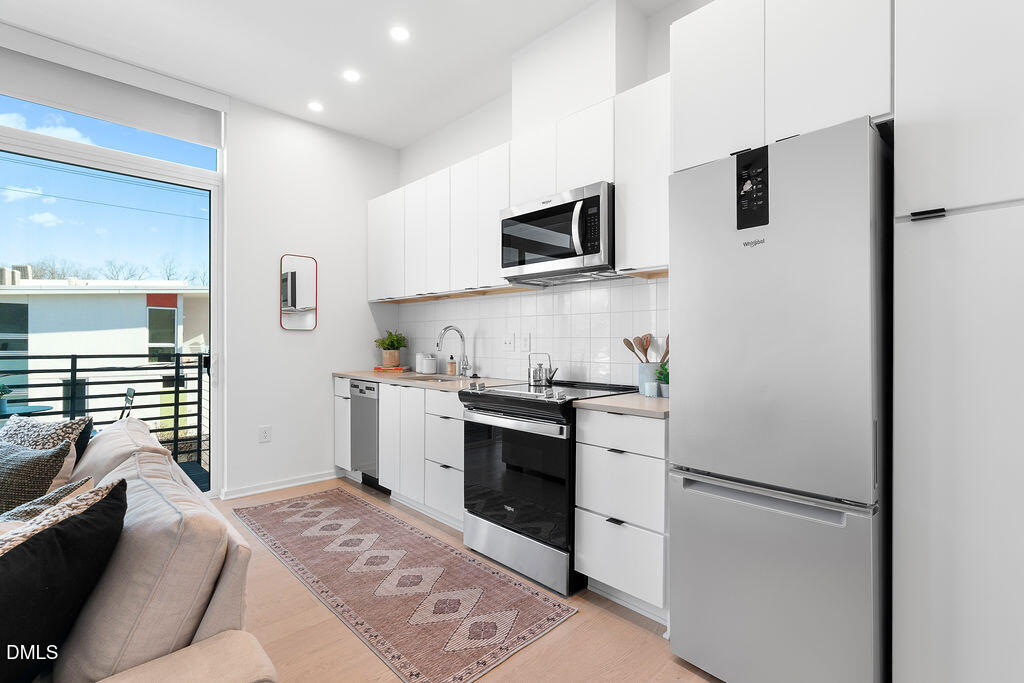 521 N Mangum Street 33