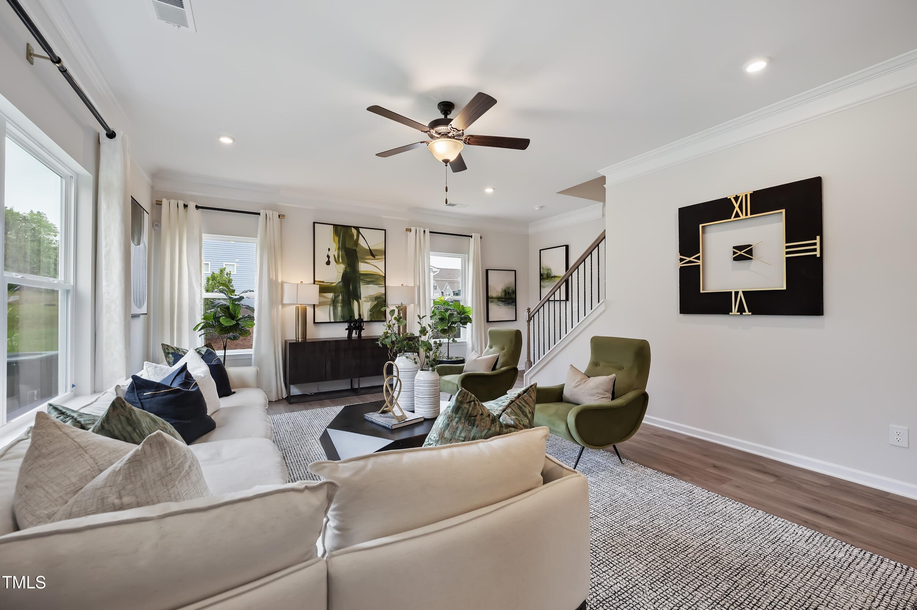 131 E Victory View. Terrace