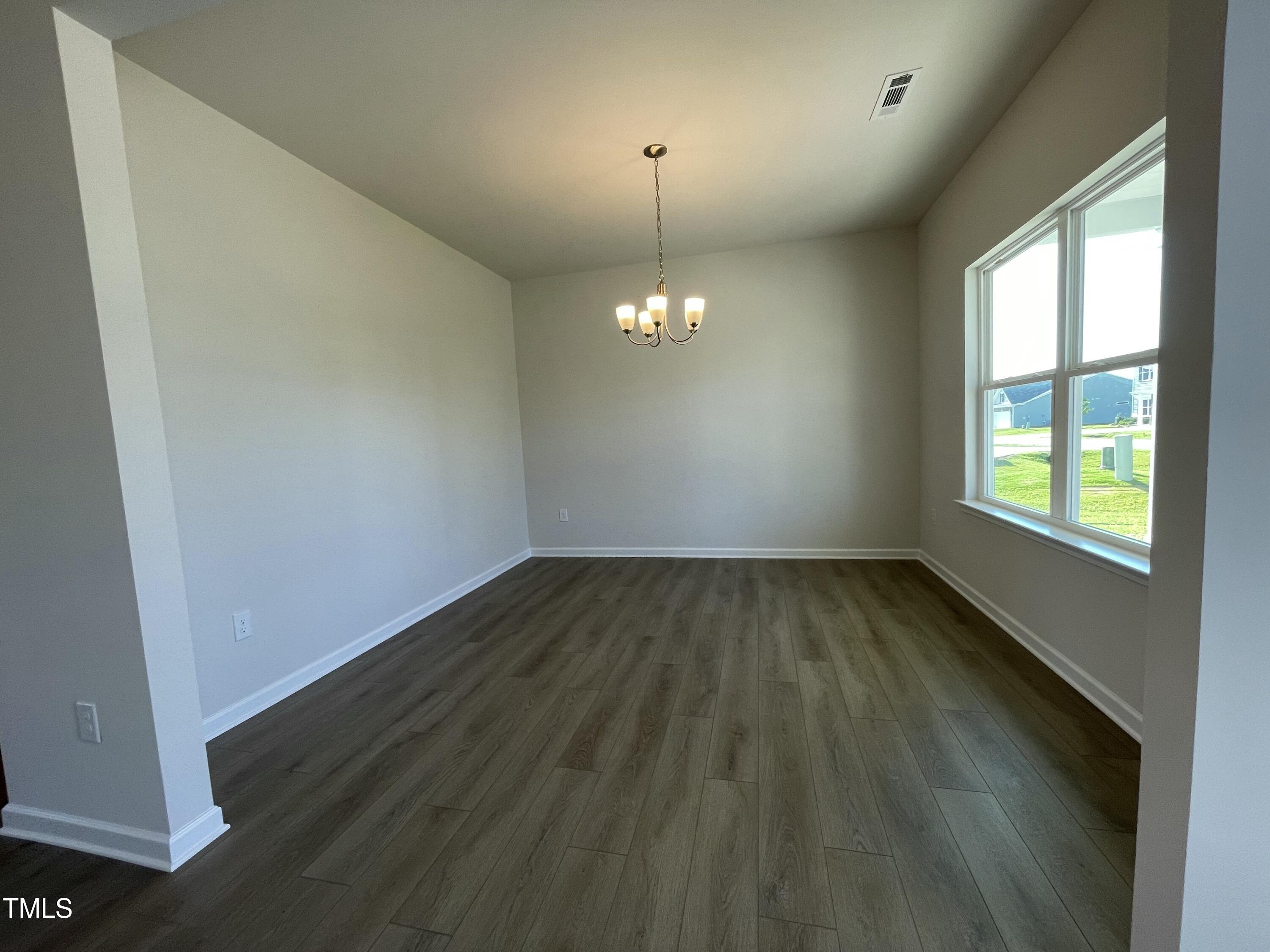 131 E Victory View. Terrace