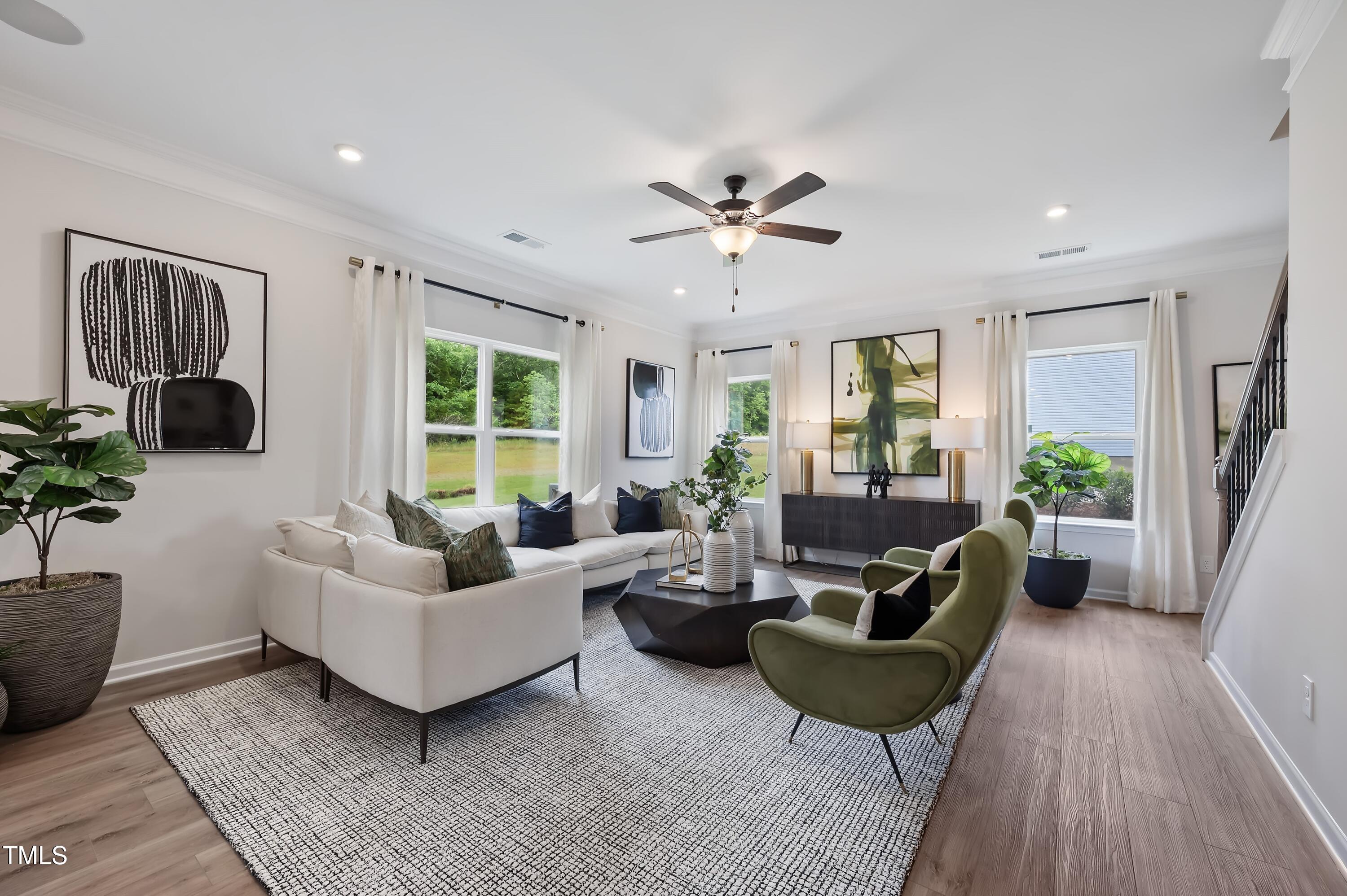 131 E Victory View. Terrace