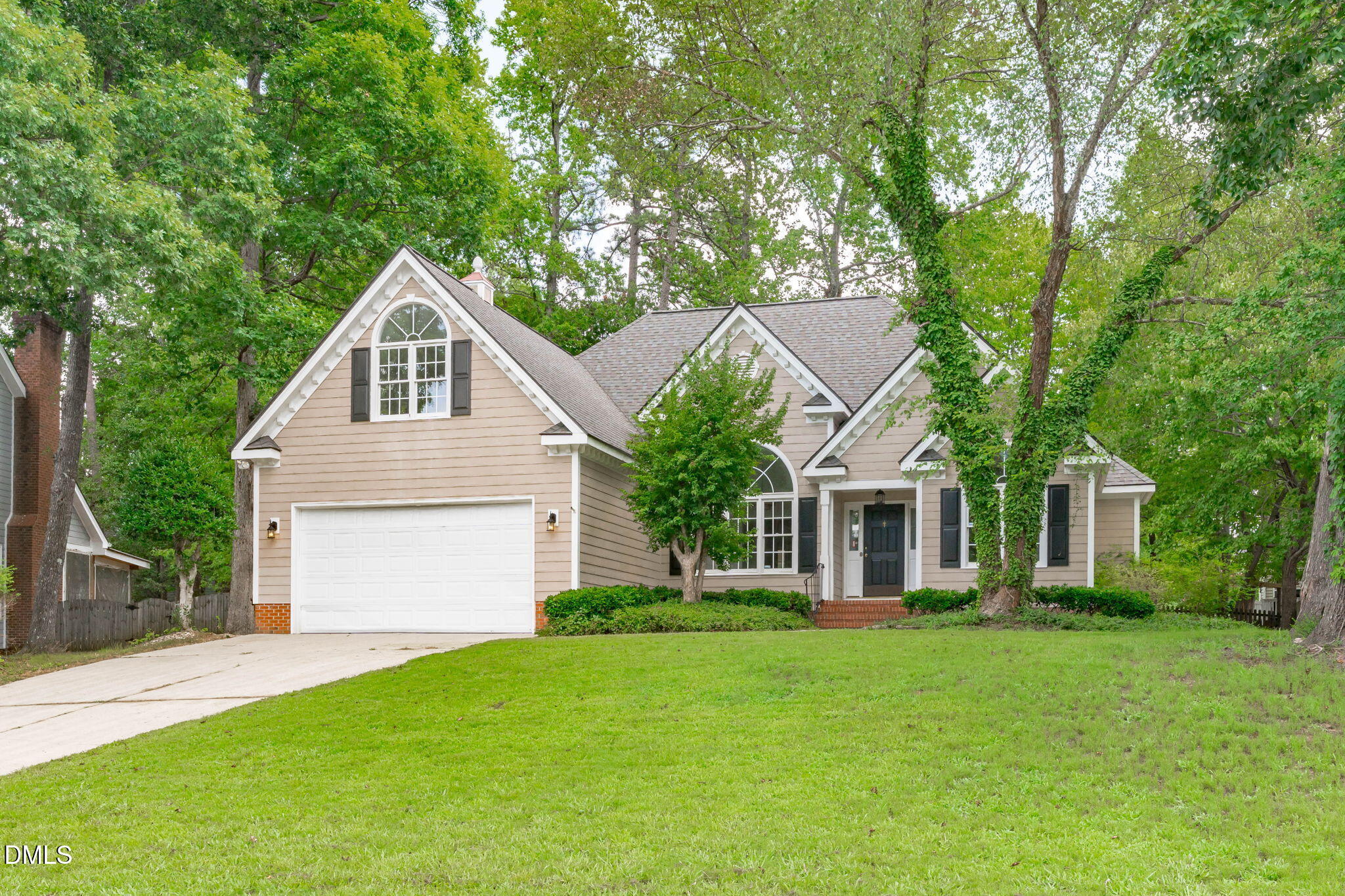 208 Hickory Glen Lane, Holly Springs, NC, 27540