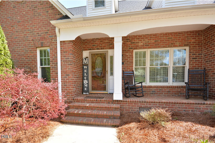 240 Coachlight Trail