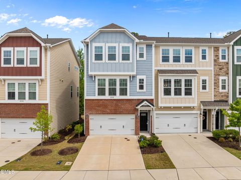 Photo of 1039 Commack Drive, Durham, NC 27703 (MLS # 10158119)