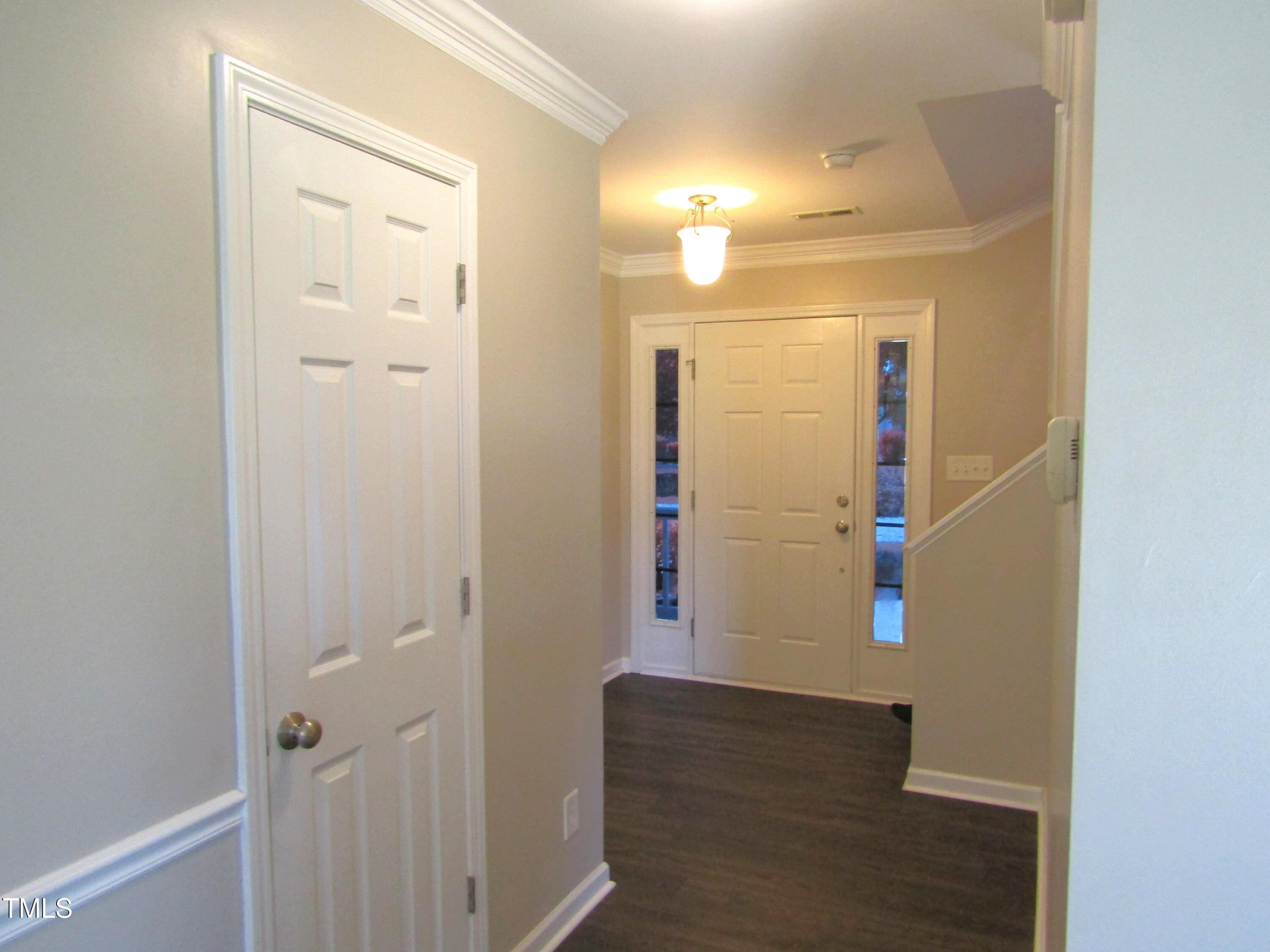 202 Redstone Court