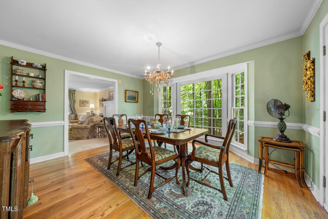 4 Barkridge Court