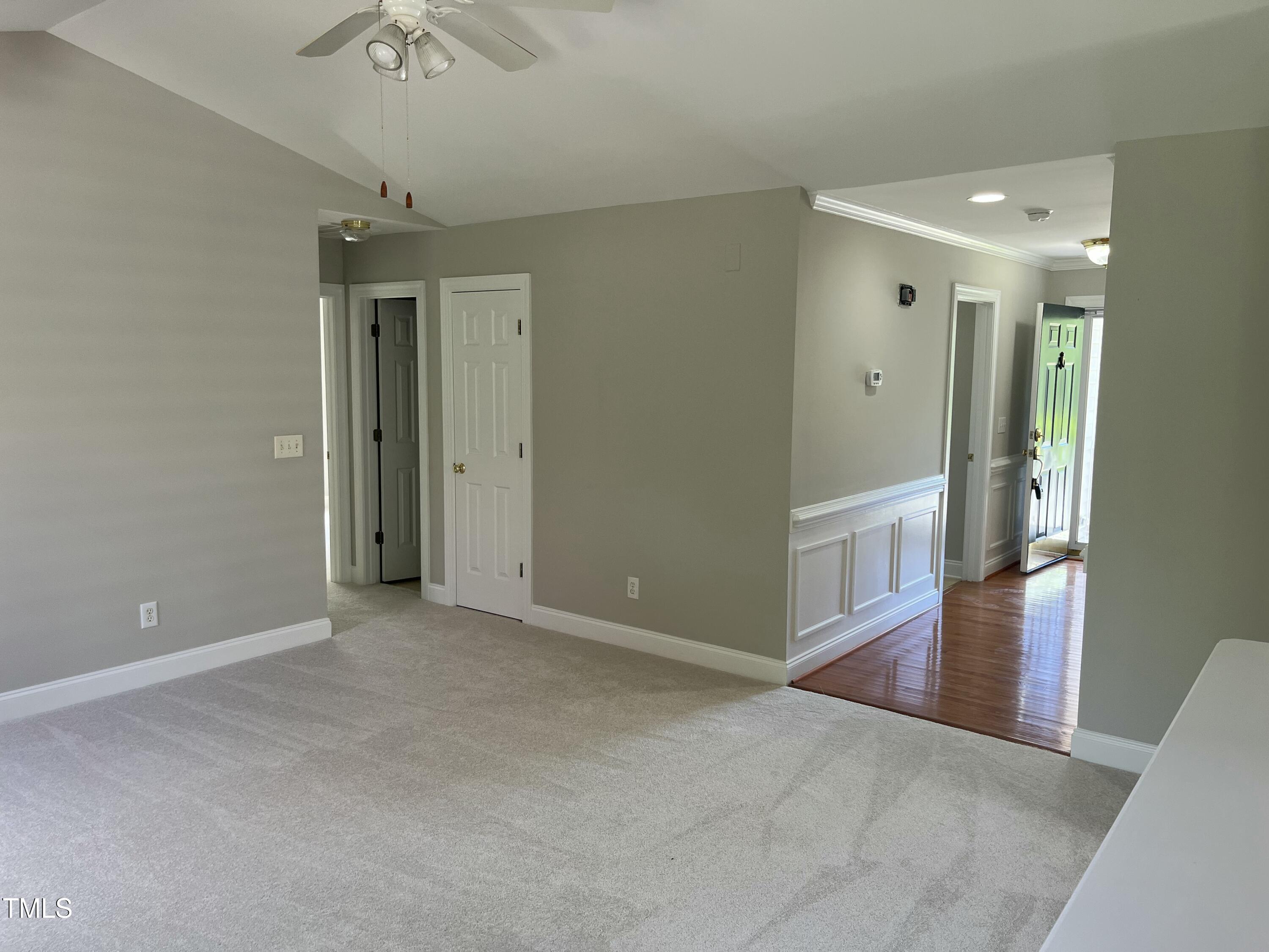 400 Holly Thorn Trace