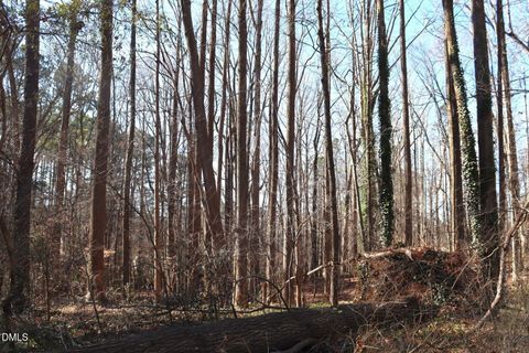 106 Frank Road Cary NC 27518