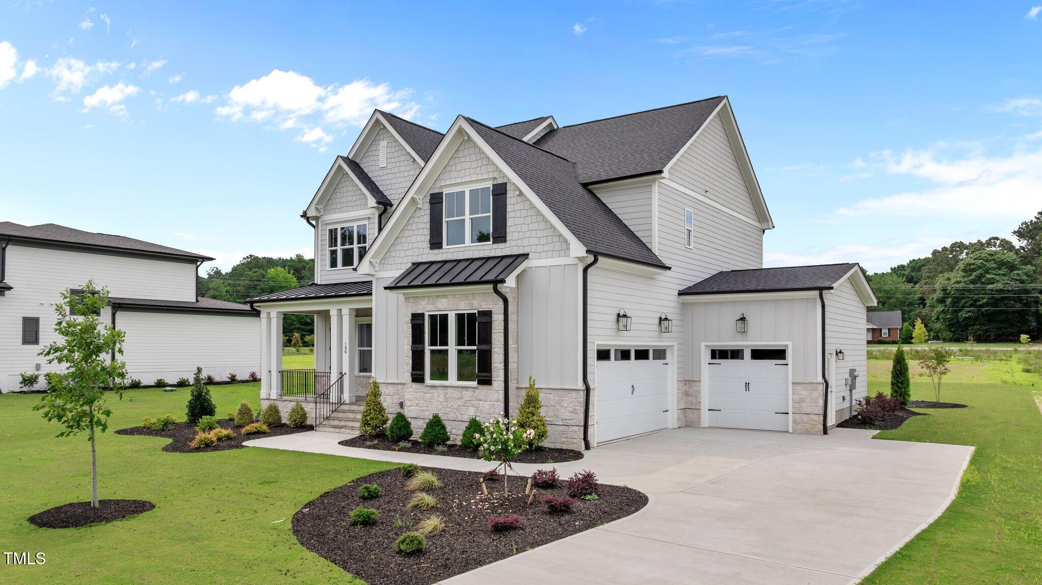 190 Broadleaf Lane