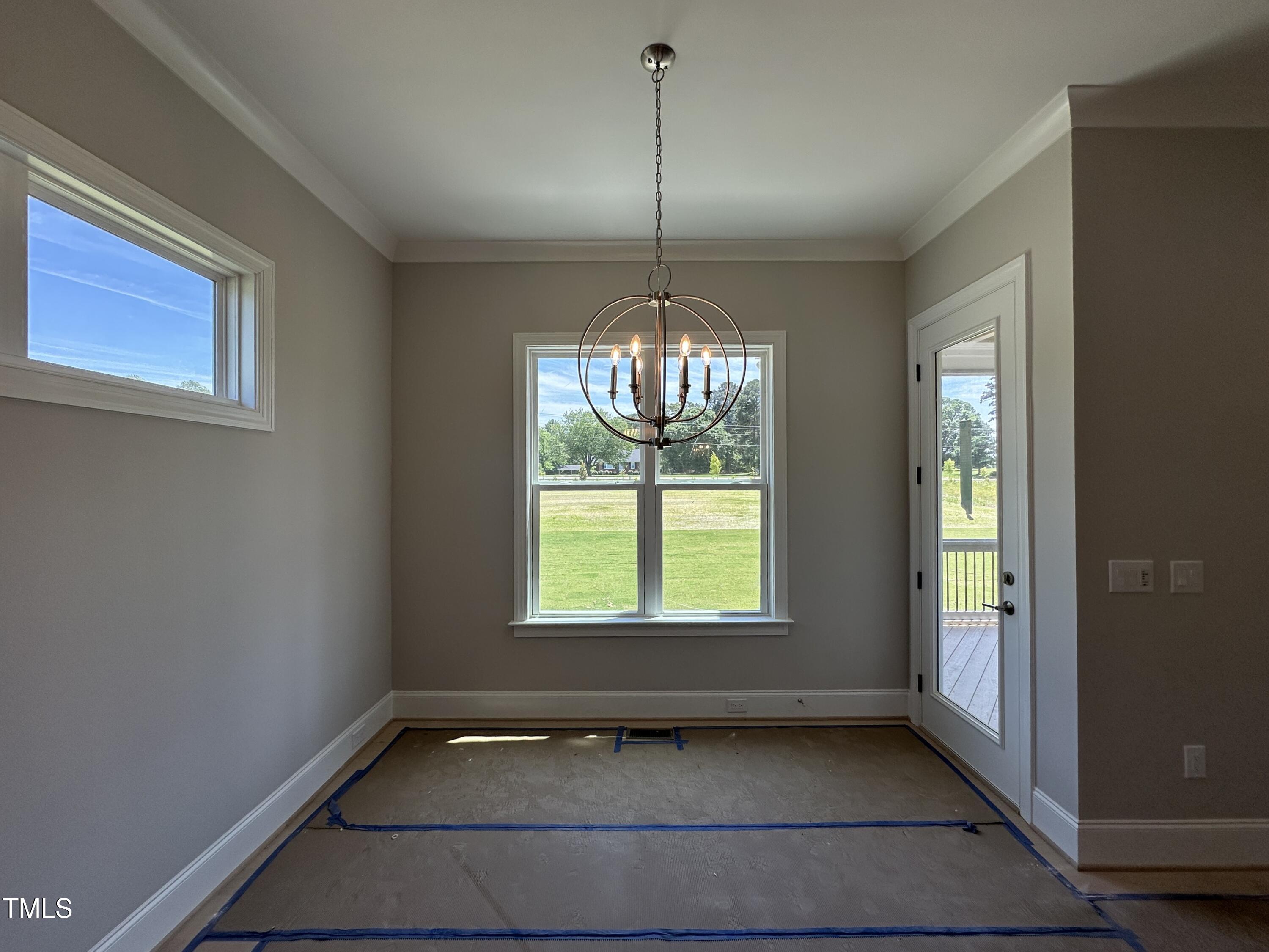 190 Broadleaf Lane