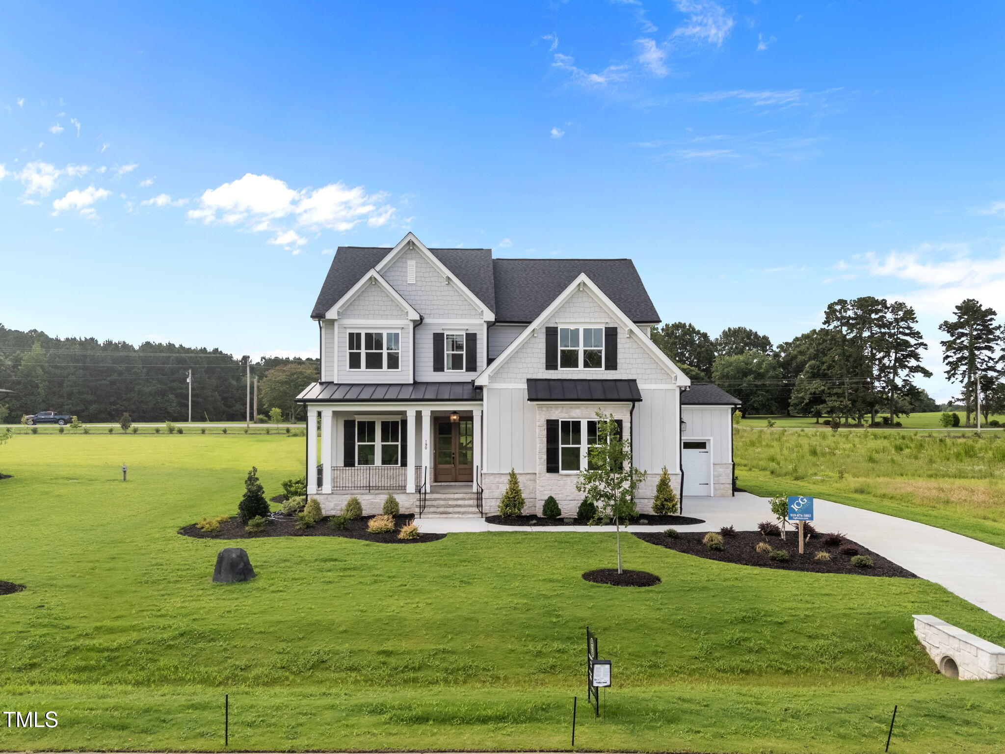 190 Broadleaf Lane