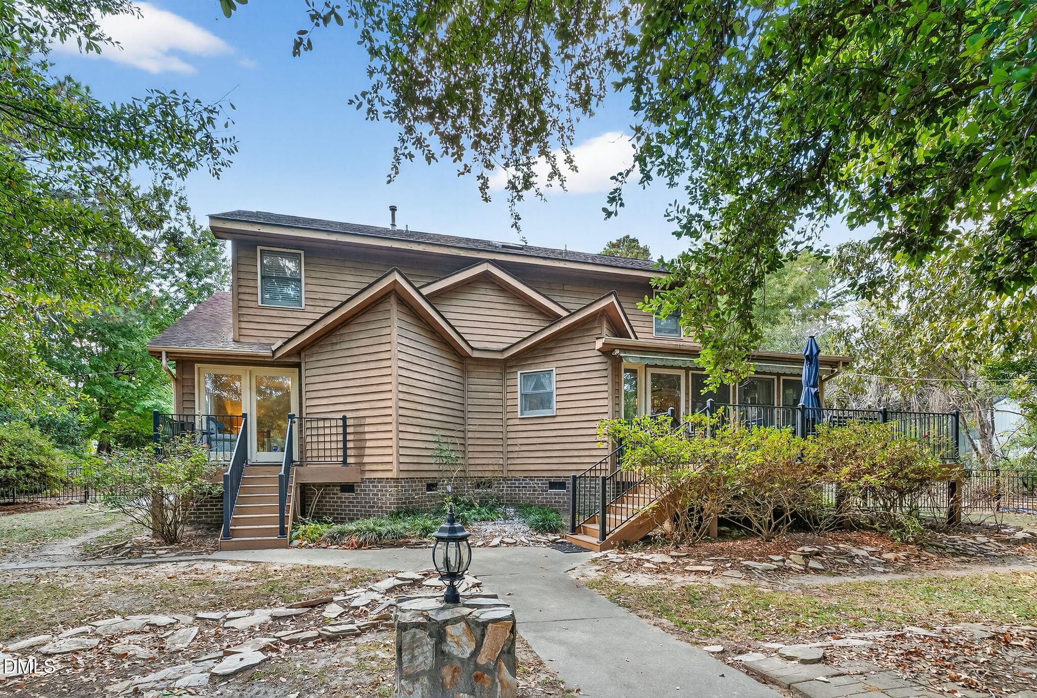 802 N Lincoln Street