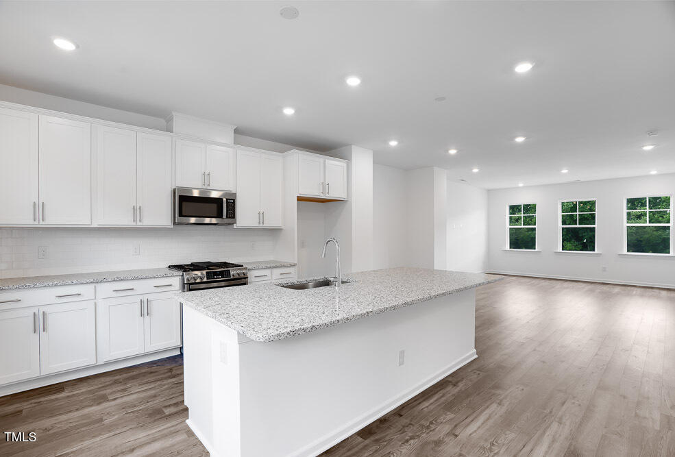 433 Rowe Way