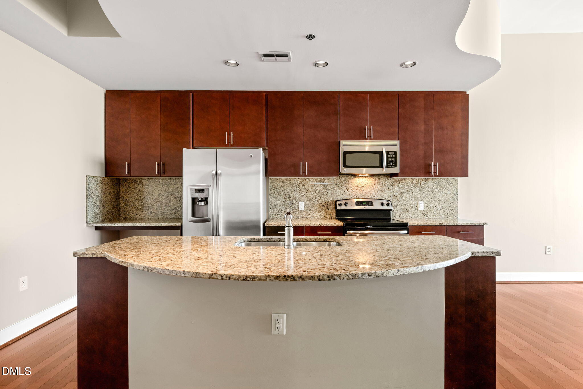 301 Fayetteville Street 3305