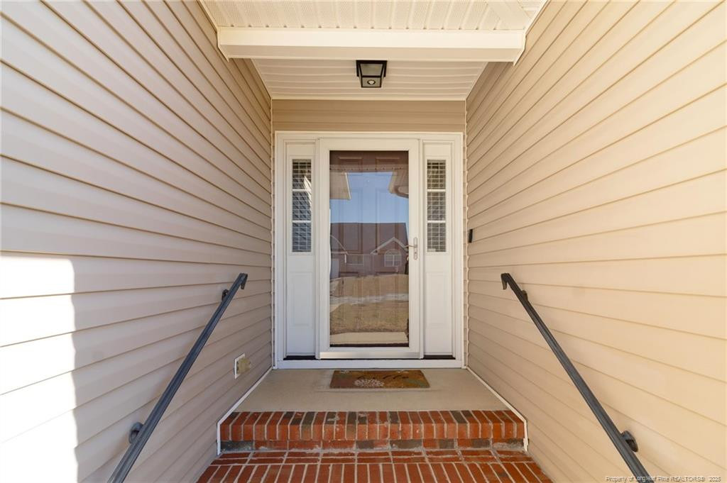 1504 Thoroughbred Trail