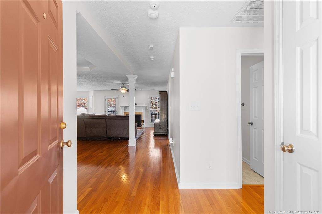 1504 Thoroughbred Trail