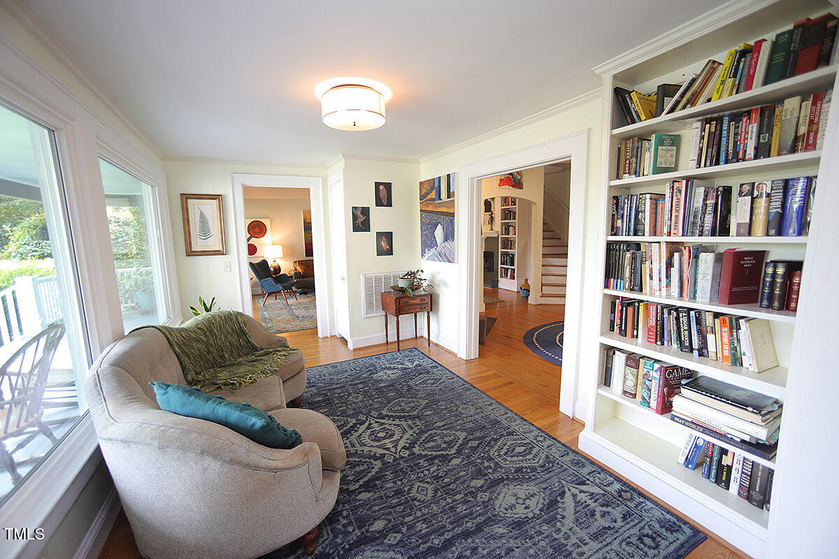 Raleigh, North Carolina 27609, United States, 5 Bedrooms Bedrooms, ,4 BathroomsBathrooms,Residential,Active,206246